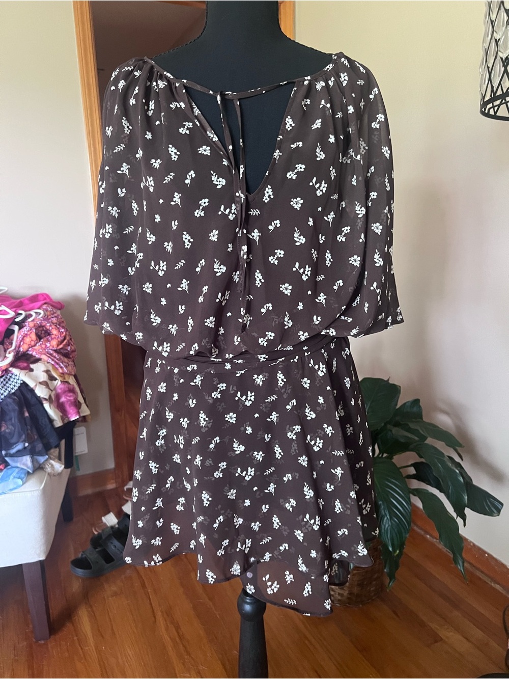 Abercrombie & Fitch Brown Printed Flutter-Sleeve Mini Dress Medium Tall - Picture 3 of 4